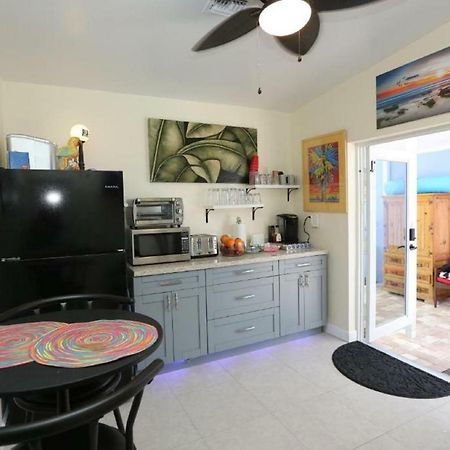 Fantasy Island Inn, Caters To Men Wilton Manors Luaran gambar